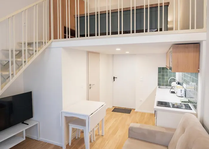 I Got 5 On It #4 - Brand New Apartments By Pink Flamingo